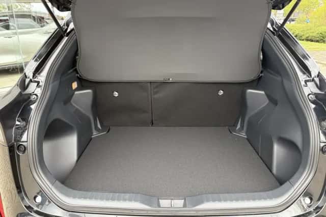 Toyota Yaris Cross (2026) thumbnail 32
