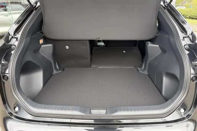 Toyota Yaris Cross (2026) thumbnail 33