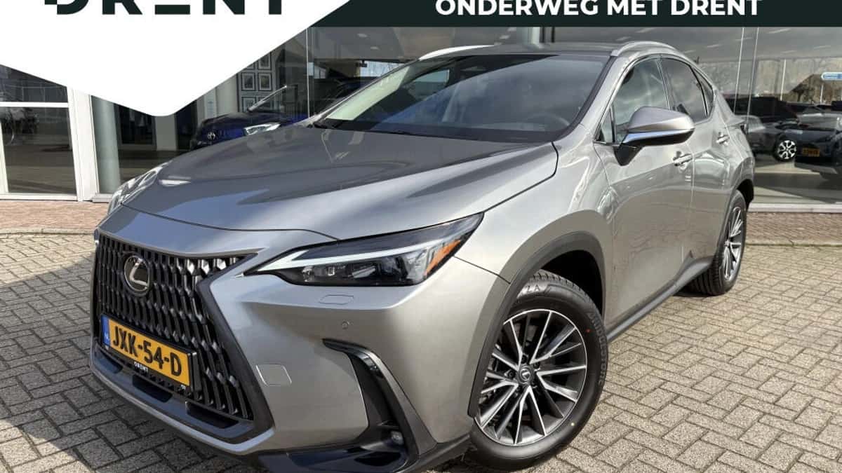 Lexus NX (2025) — foto 1