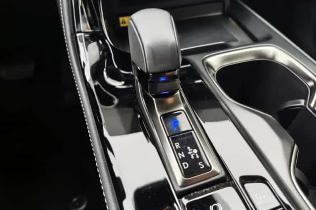 Lexus NX (2025) thumbnail 23