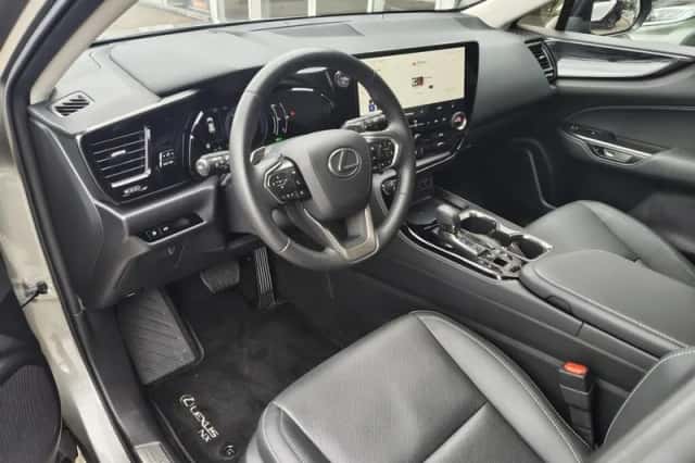 Lexus NX (2025) thumbnail 29