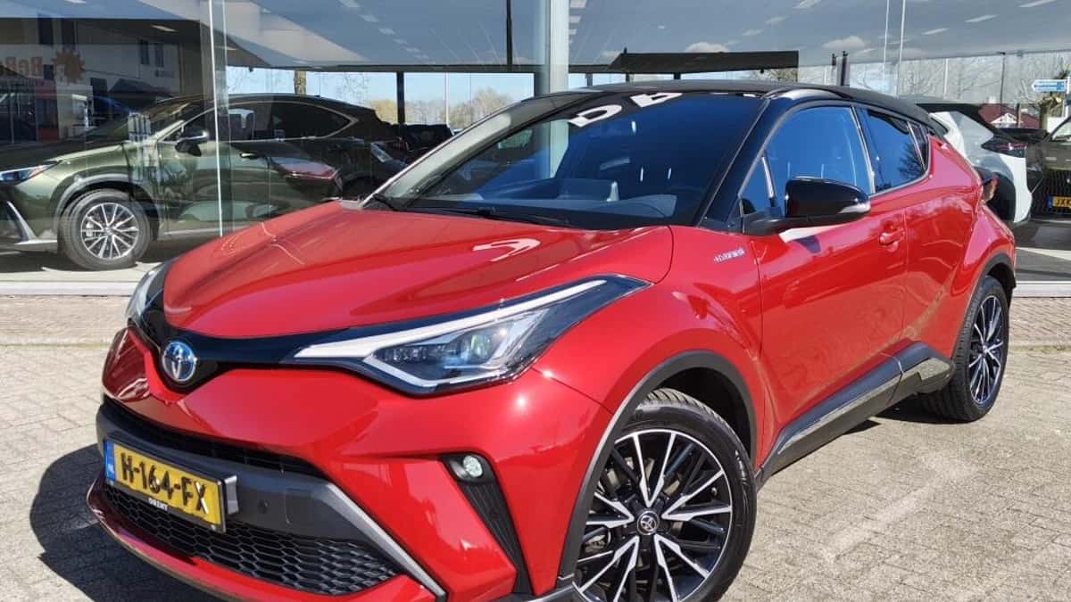 Toyota C-HR (2020) — foto 1