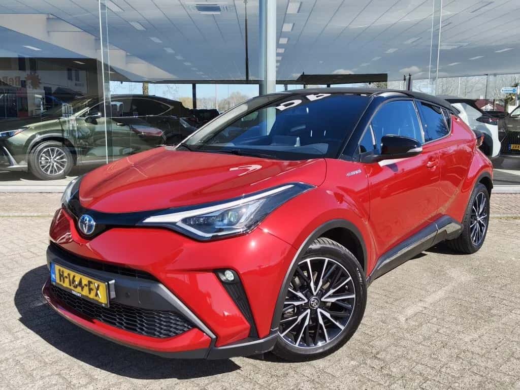 Toyota C-HR (2020) — foto 1