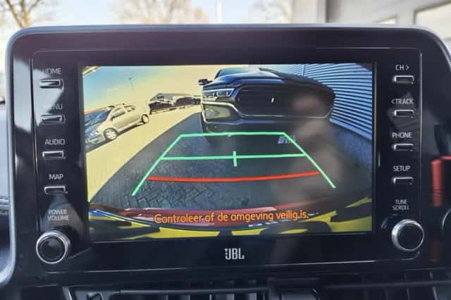 Toyota C-HR (2020) thumbnail 20