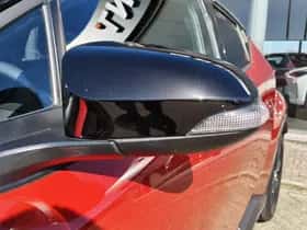 Toyota C-HR (2020) thumbnail 41