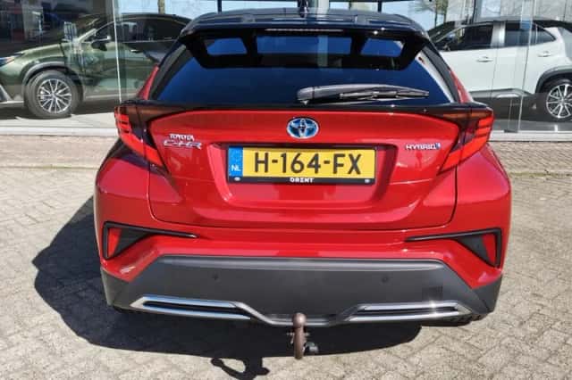 Toyota C-HR (2020) thumbnail 7