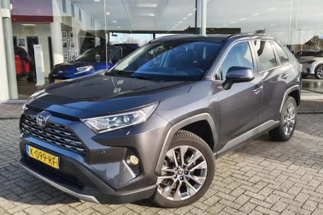 Toyota RAV4 (2021)