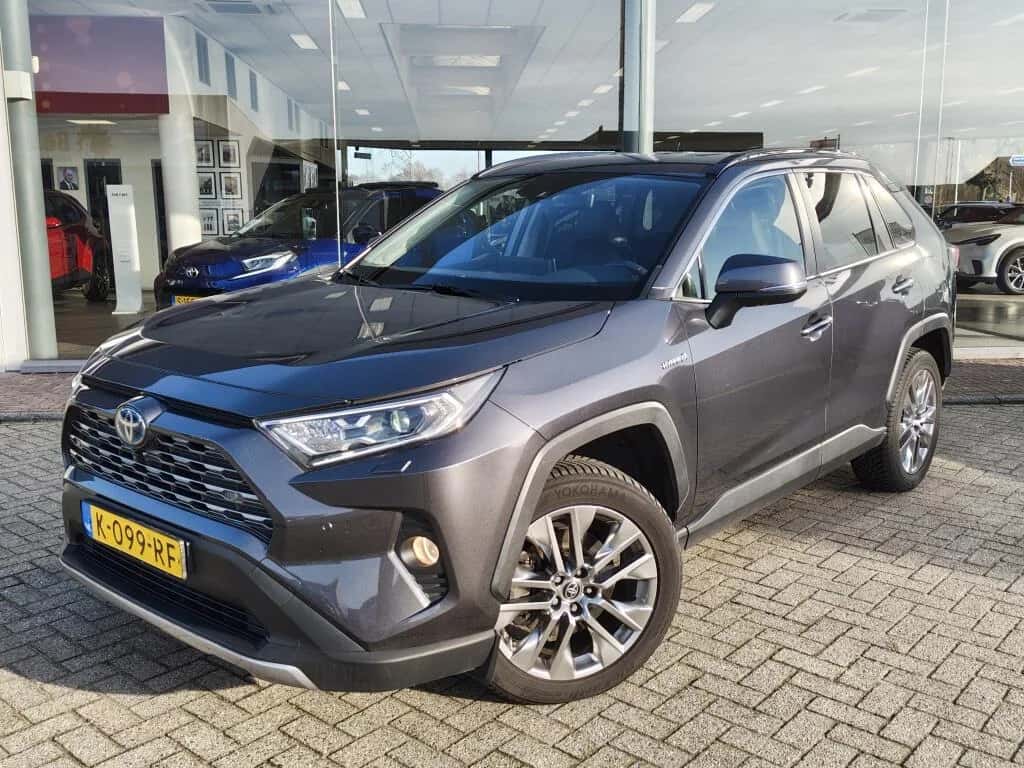 Toyota RAV4 (2021) — foto 1
