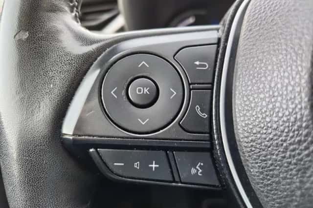 Toyota RAV4 (2021) thumbnail 11