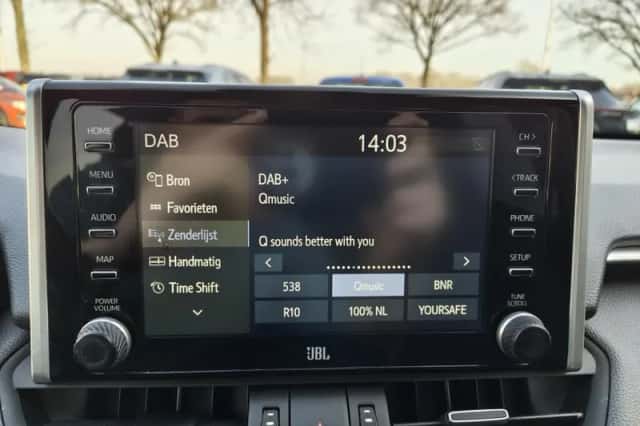Toyota RAV4 (2021) thumbnail 13