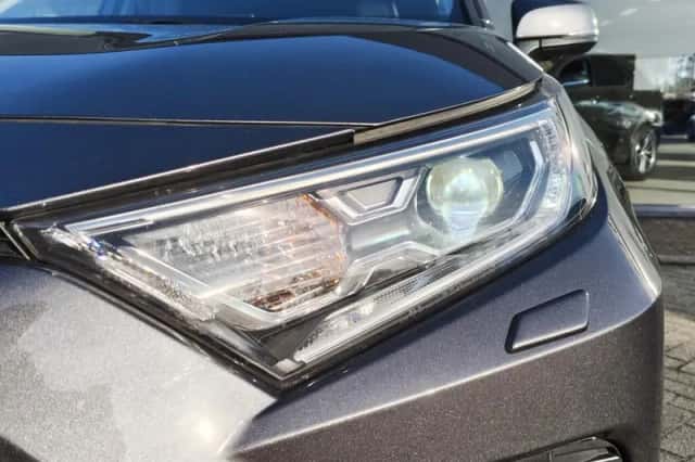 Toyota RAV4 (2021) thumbnail 37