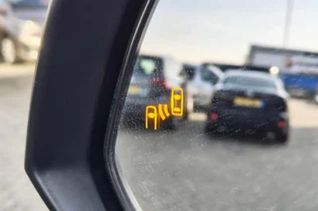Toyota RAV4 (2021) thumbnail 40