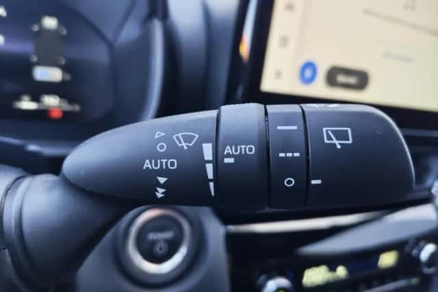 Toyota Yaris Cross (2024) thumbnail 15