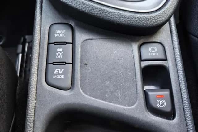 Toyota Yaris Cross (2024) thumbnail 23