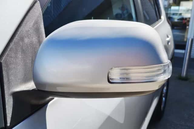 Toyota RAV4 (2010) thumbnail 31