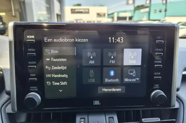 Toyota RAV4 (2020) thumbnail 15