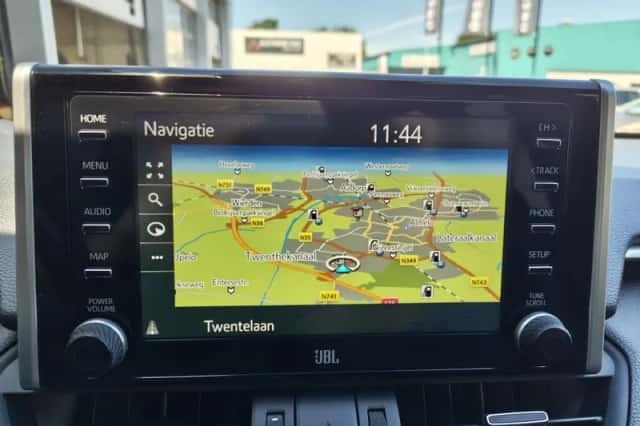 Toyota RAV4 (2020) thumbnail 17