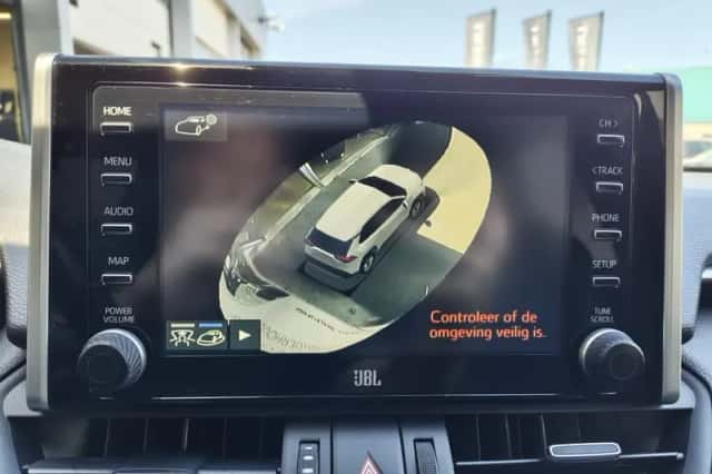 Toyota RAV4 (2020) thumbnail 18