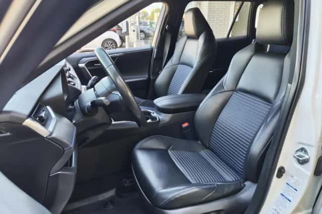 Toyota RAV4 (2020) thumbnail 29