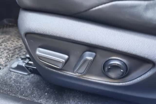 Toyota RAV4 (2020) thumbnail 30