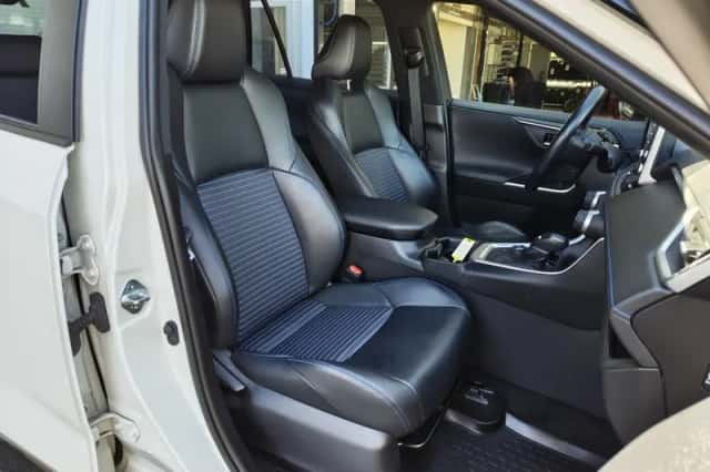 Toyota RAV4 (2020) thumbnail 31
