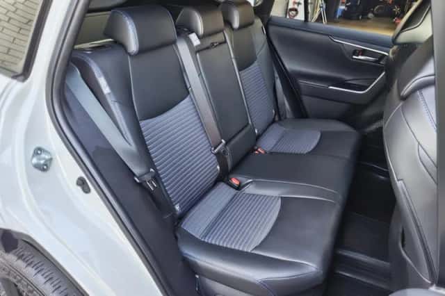 Toyota RAV4 (2020) thumbnail 32
