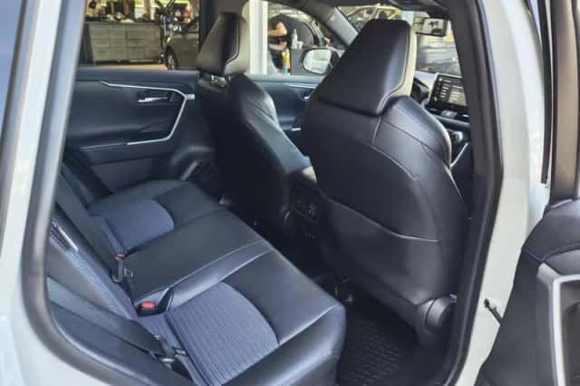 Toyota RAV4 (2020) thumbnail 33