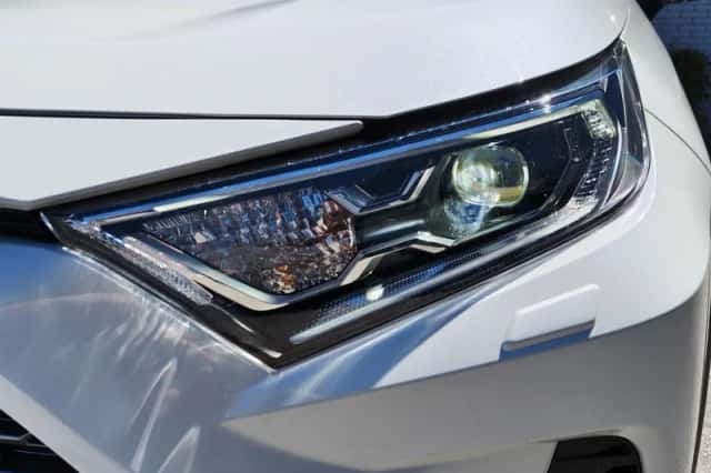Toyota RAV4 (2020) thumbnail 37