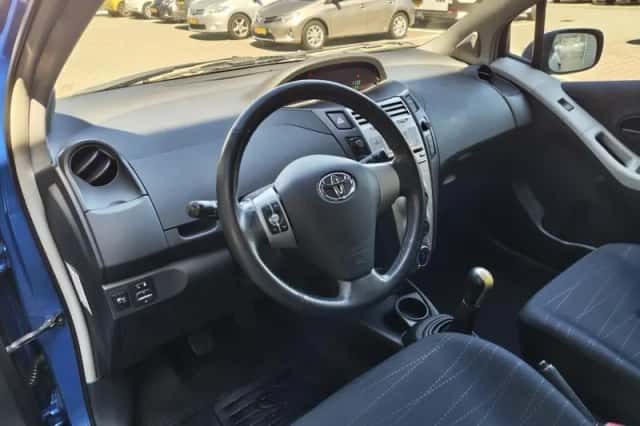 Toyota Yaris (2007) thumbnail 19