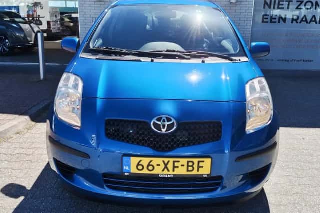 Toyota Yaris (2007) thumbnail 6
