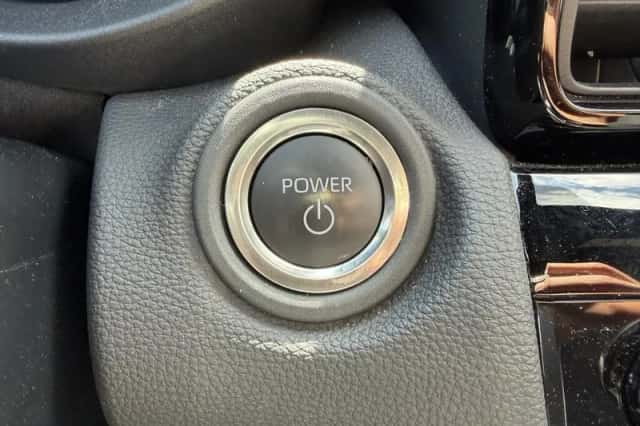 Toyota Yaris Cross (2025) thumbnail 15