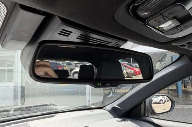 Toyota Yaris Cross (2025) thumbnail 16