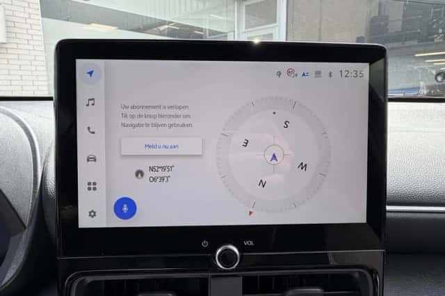 Toyota Yaris Cross (2025) thumbnail 17