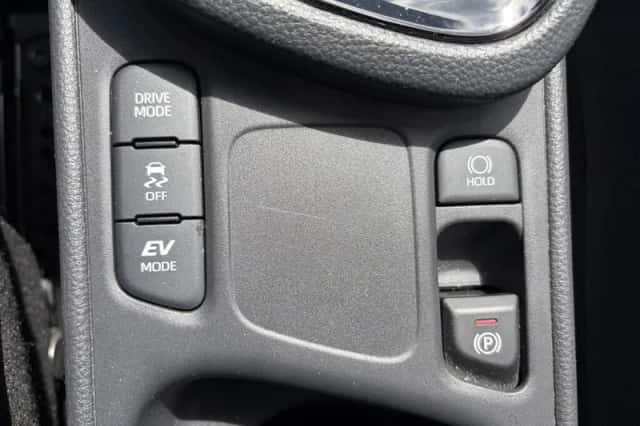 Toyota Yaris Cross (2025) thumbnail 24