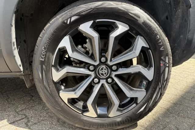 Toyota Yaris Cross (2025) thumbnail 36