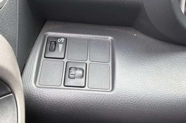 Toyota RAV4 (2006) thumbnail 20