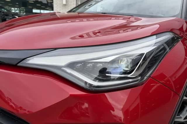 Toyota C-HR (2021) thumbnail 39