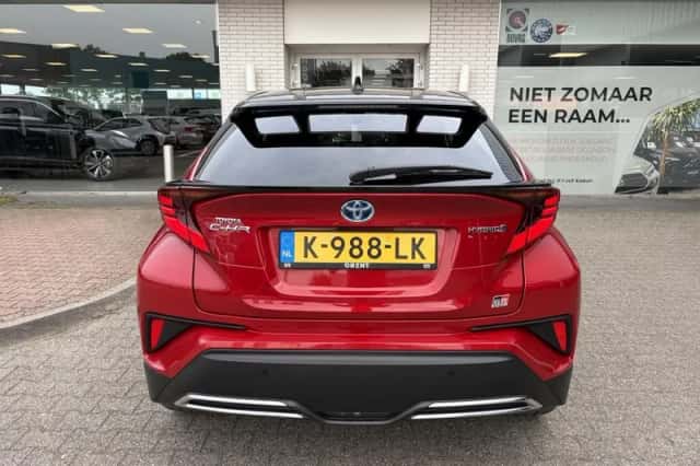 Toyota C-HR (2021) thumbnail 7