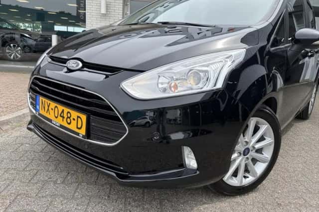 Ford B-Max (2017) thumbnail 2