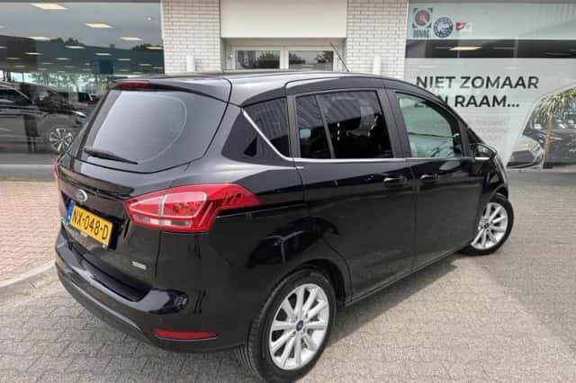 Ford B-Max (2017) thumbnail 4