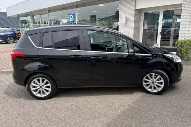 Ford B-Max (2017) thumbnail 5