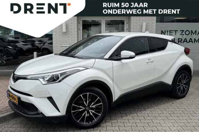 Toyota C-HR (2017) thumbnail 1