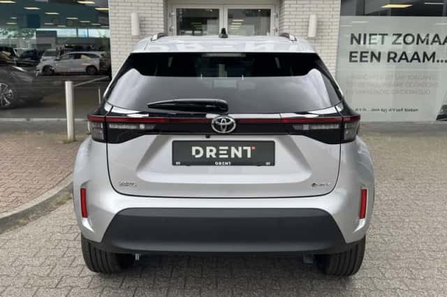 Toyota Yaris Cross (2026) thumbnail 4
