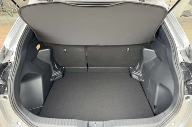 Toyota Yaris Cross (2026) thumbnail 6