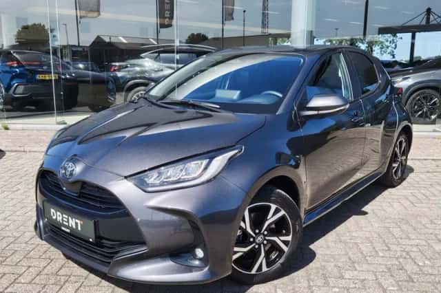 Toyota Yaris (2024) thumbnail 1