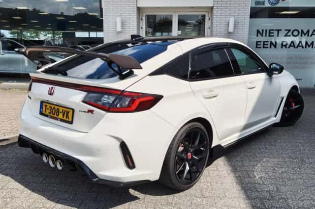 Honda Civic (2023) thumbnail 5