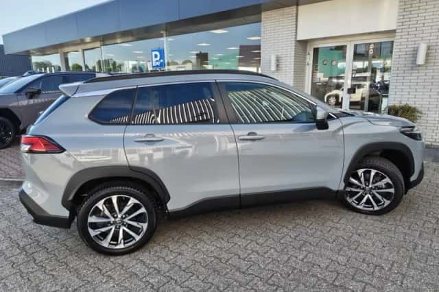 Toyota Corolla (2025) thumbnail 5