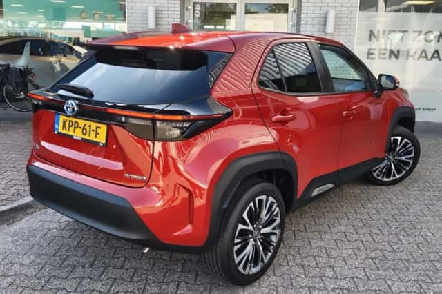 Toyota Yaris Cross (2022) thumbnail 4