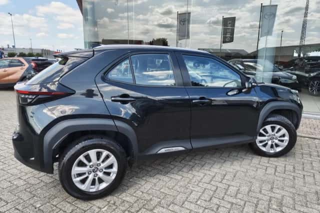 Toyota Yaris Cross (2022) thumbnail 5