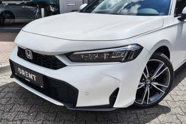 Honda Civic (2026) thumbnail 2